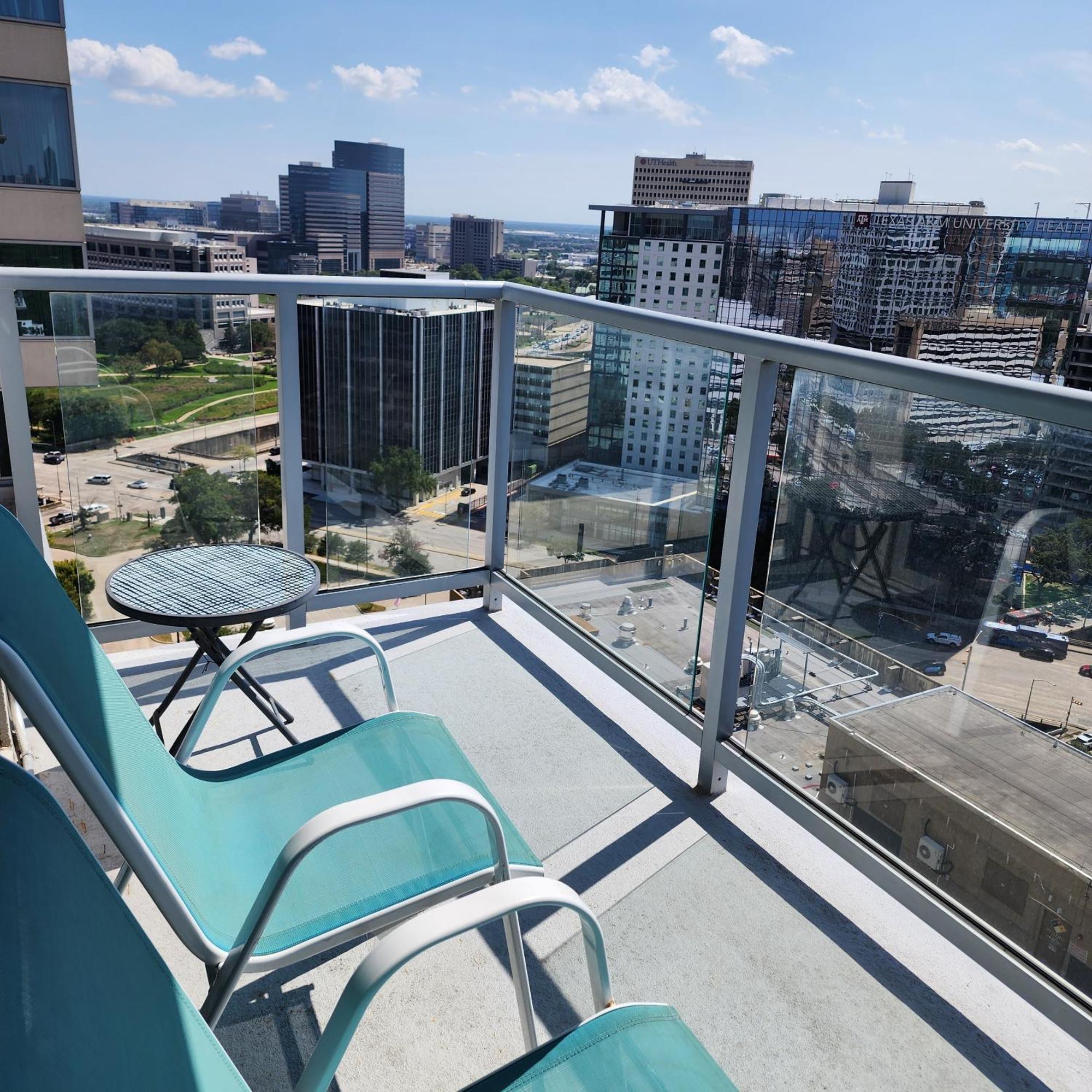 Latitude Med Center Apartment Houston Exterior photo